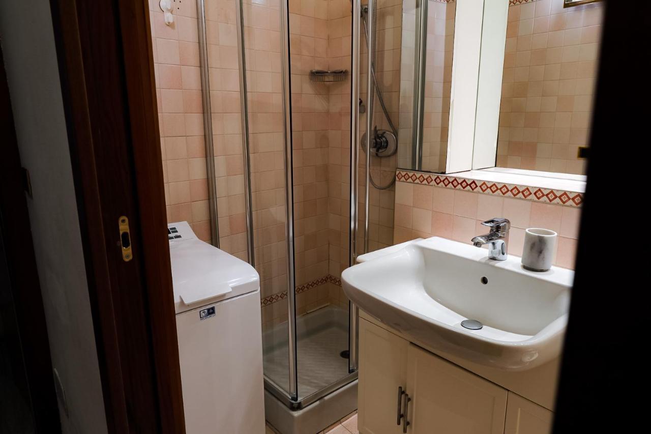 Juliet Deluxe Apartment Верона Экстерьер фото